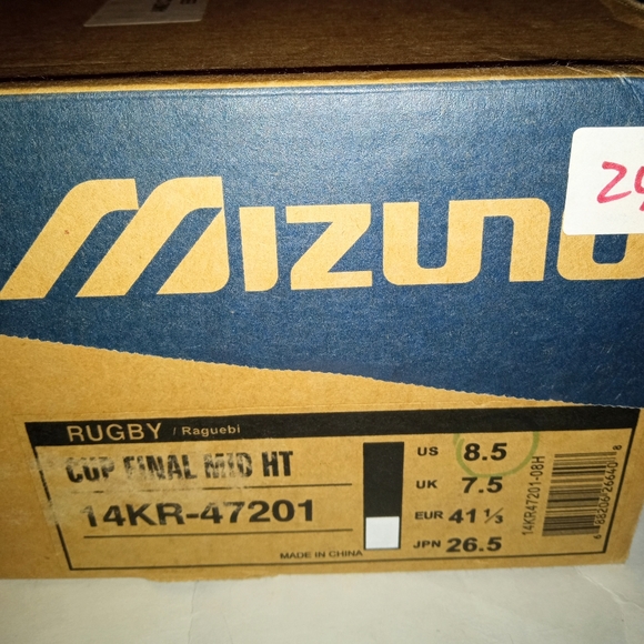 NEW MIZUNO Cup Final Mid Ht Rugby Shoes - Picture 7 of 7